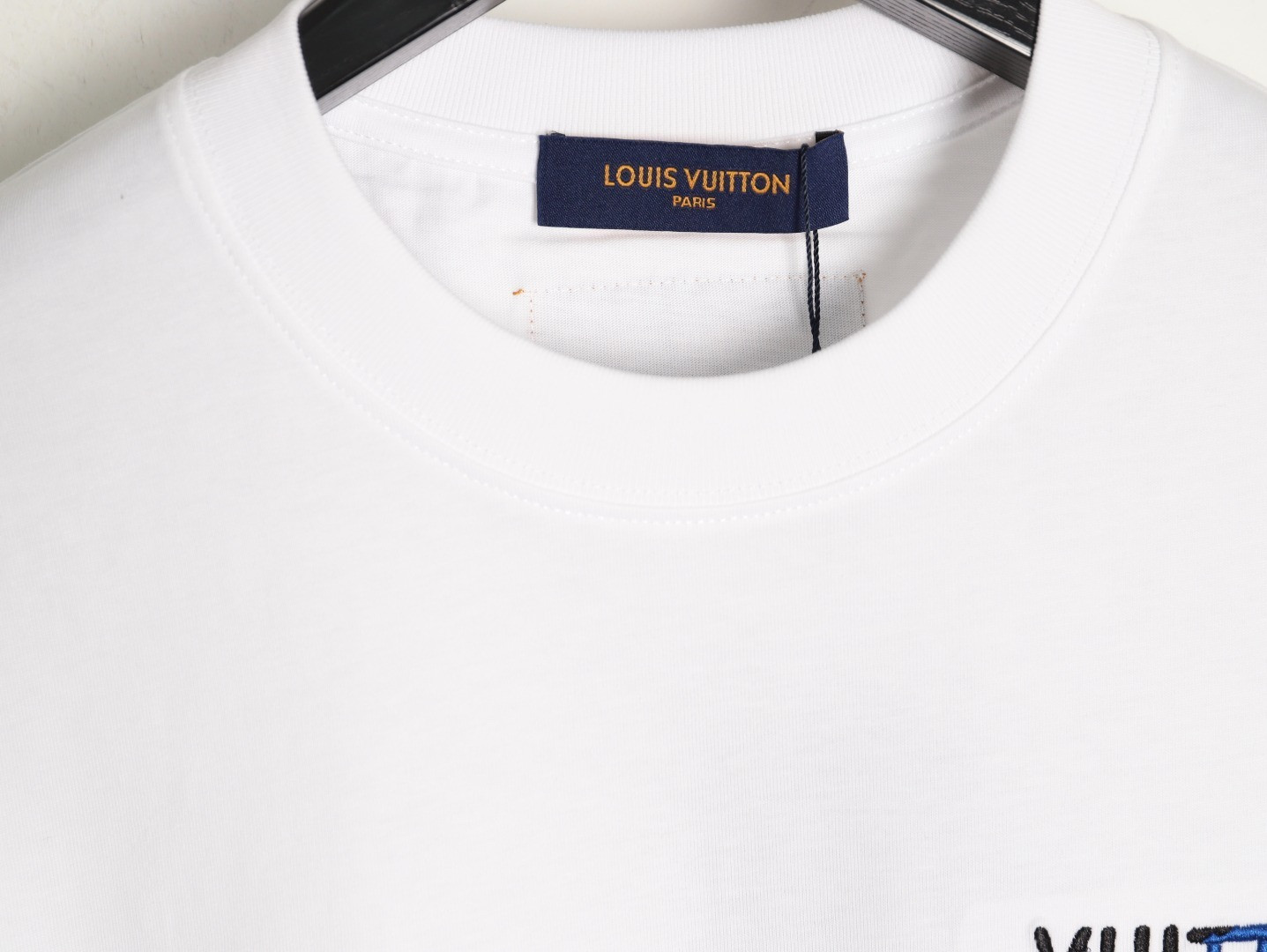 L0vis Vvtt0n Long-sleeved T-shirt