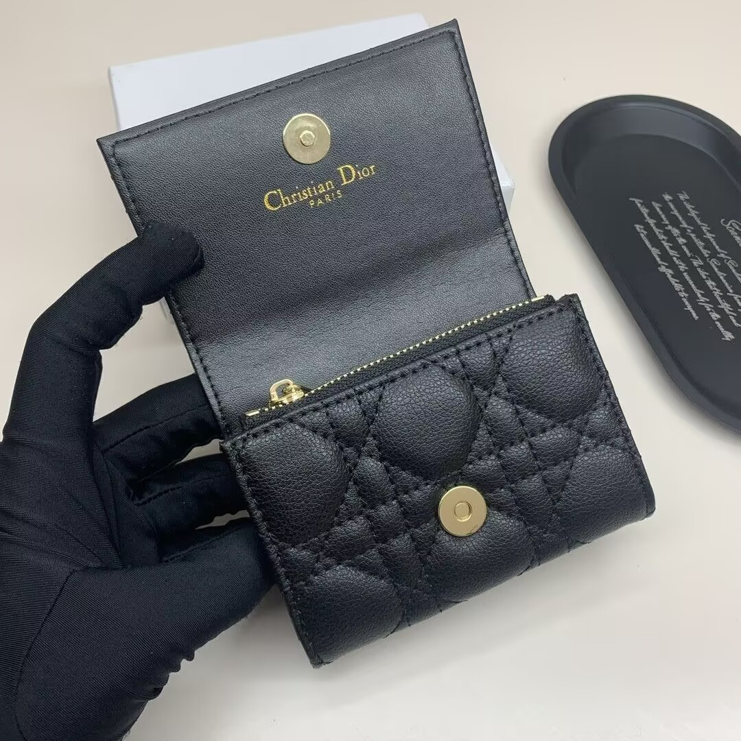 D10r Card Holder