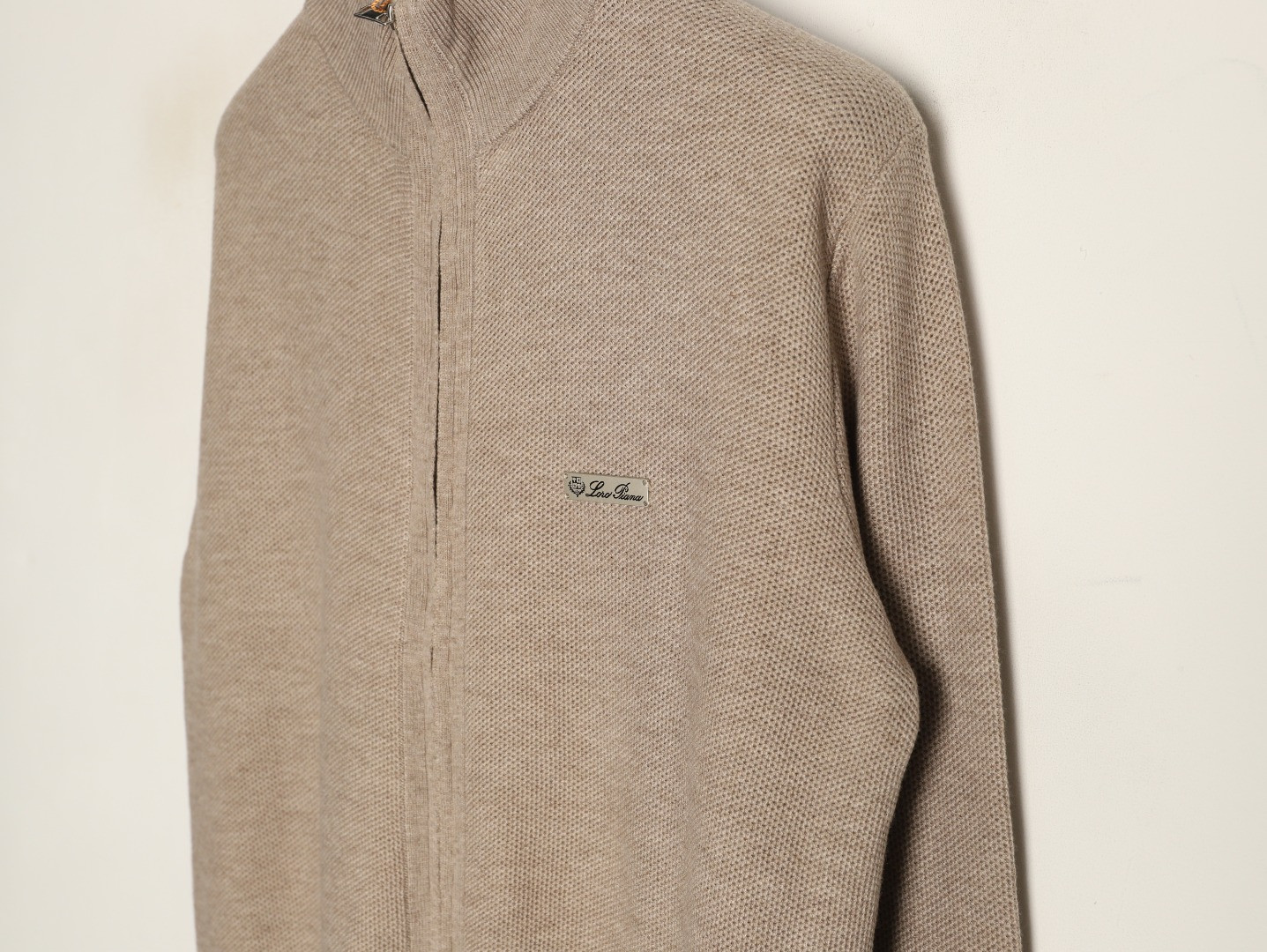 L0r0 P1ana LP Sweaters