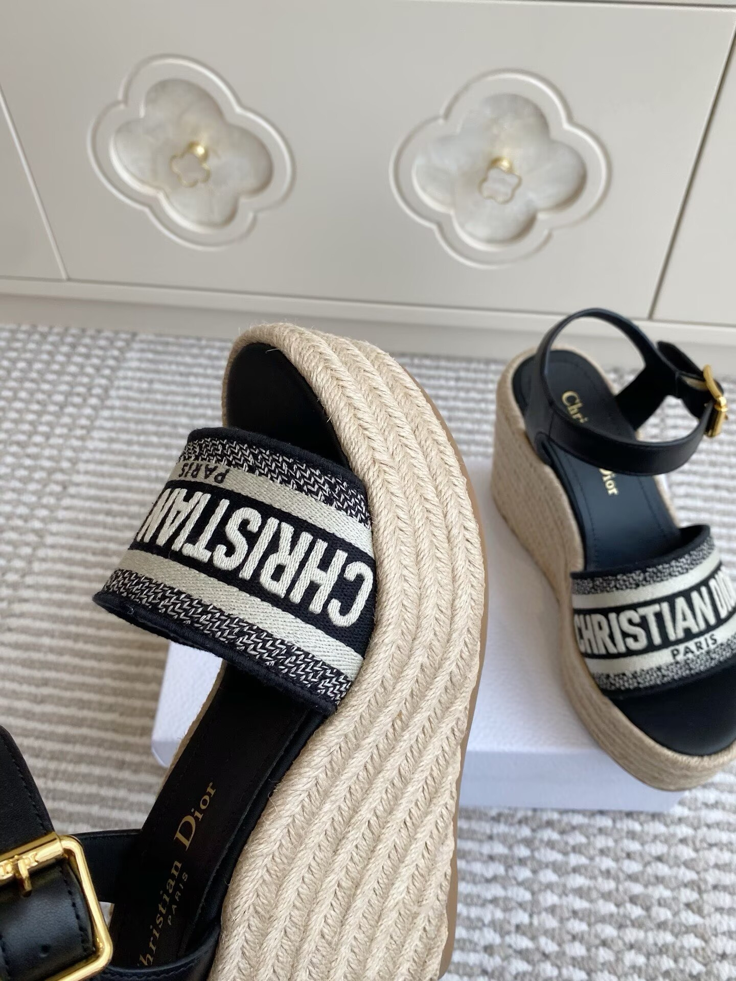 UA D10r Sandals