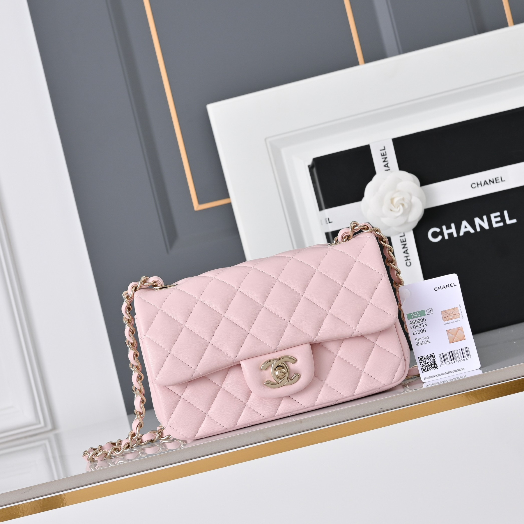 Ch**el Mini Flap Bag A69900 20x12x6.5cm