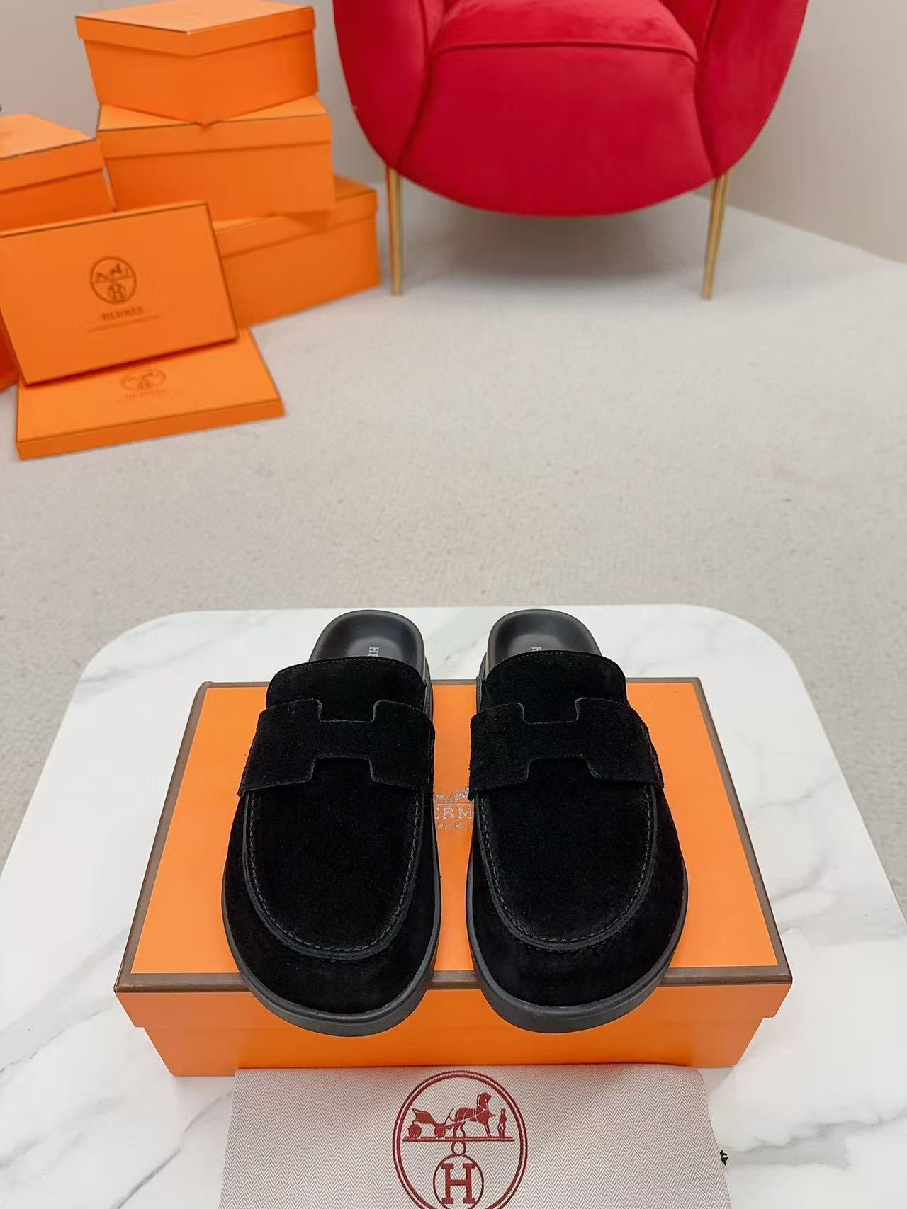 UA H**me5 slippers