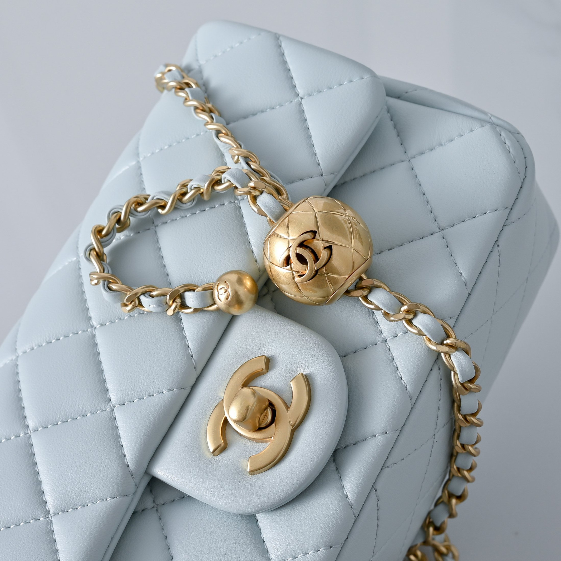 Ch**el Flap Bag Light Blue AS1787 20x13x7cm