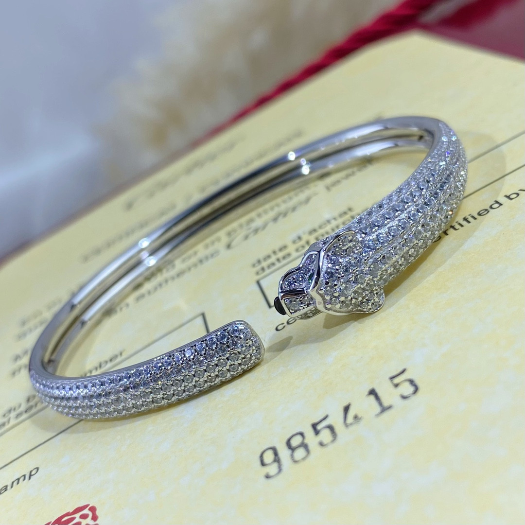 Ca*t1er Hand-set D1am0nd thin half D1am0nd leopard Bracelet