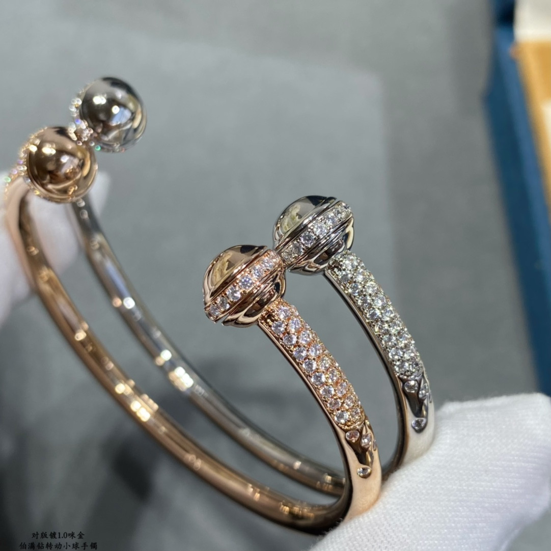 Piaget fully D1am0nd-encrusted rotating ball Bracelet