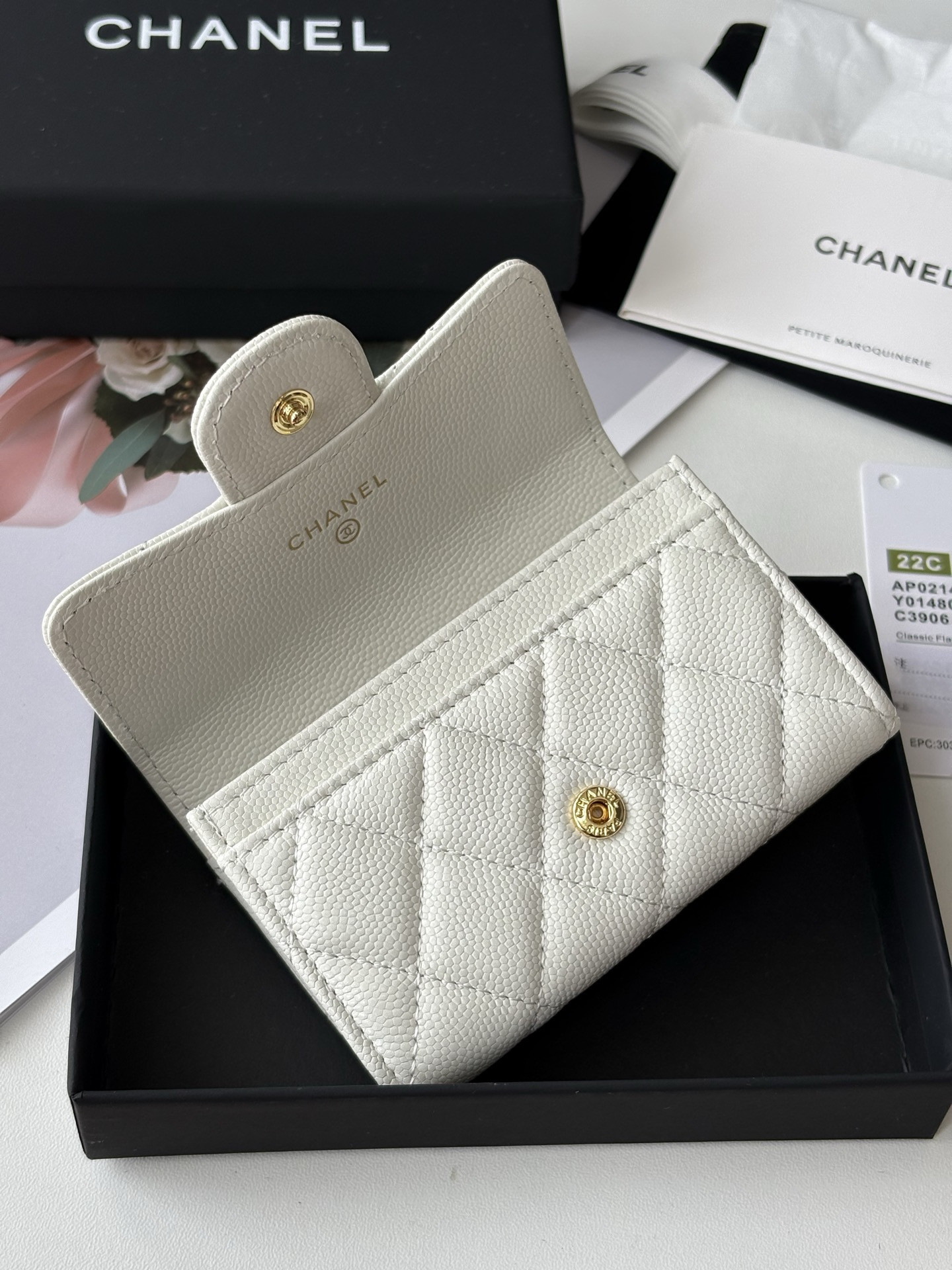 Ch**el Flap Card Holder AP0214 11x8.5x3cm