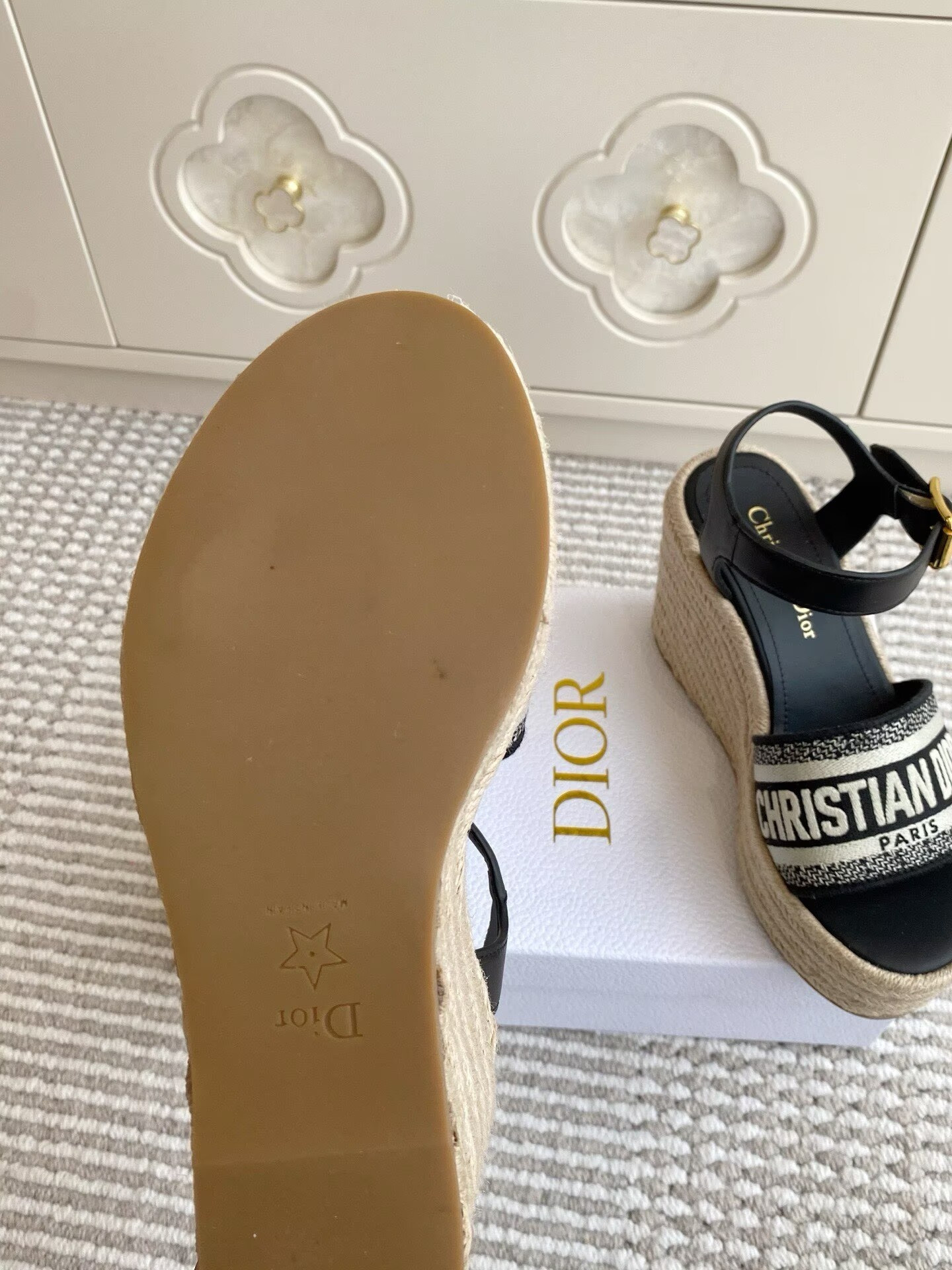 UA D10r Sandals