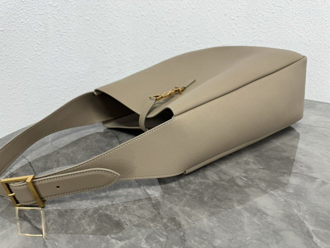 Y51 LE 5 À 7 30 X 31 X 13 CM