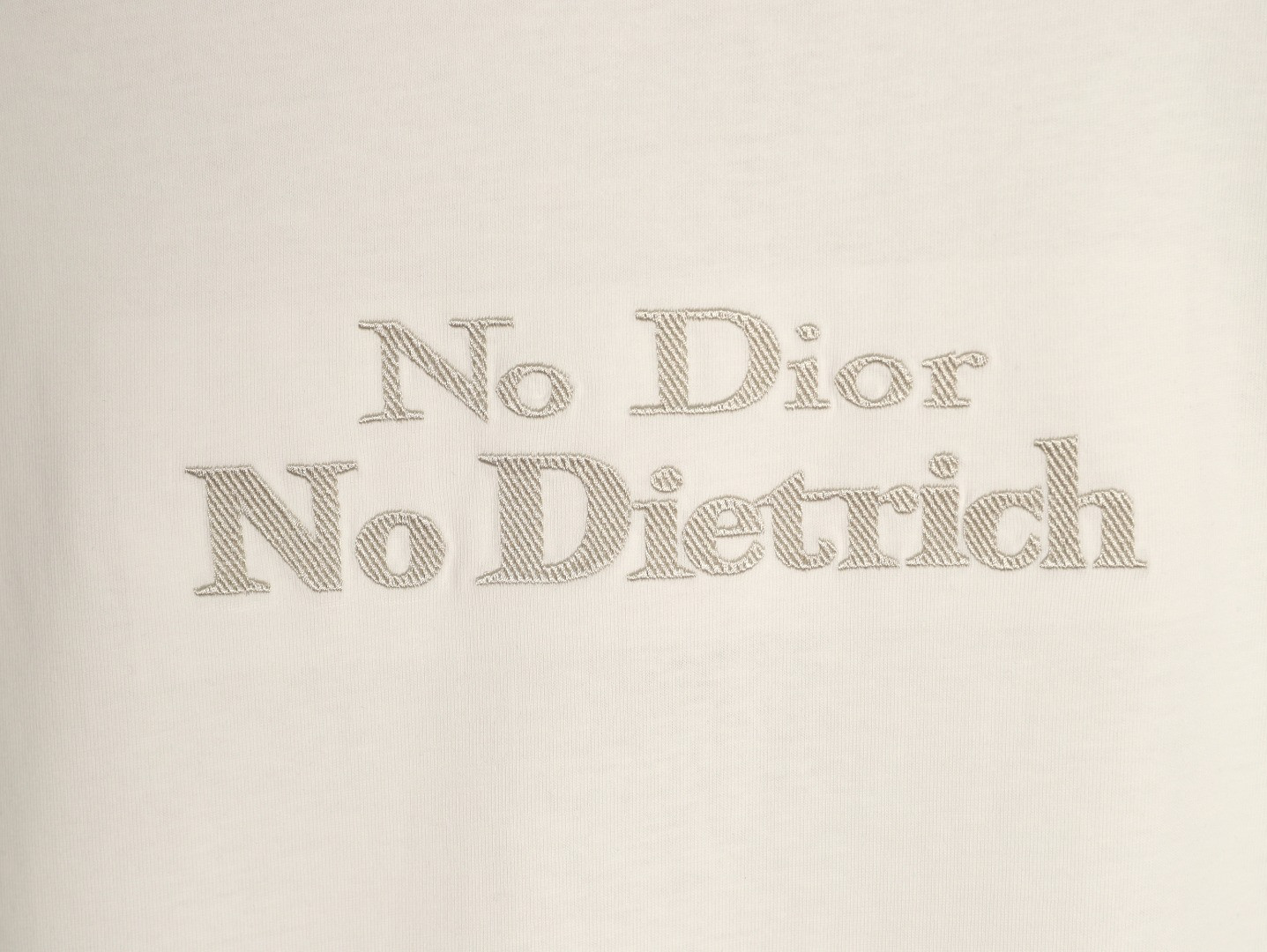 D10r Short-sleeved T-shirt