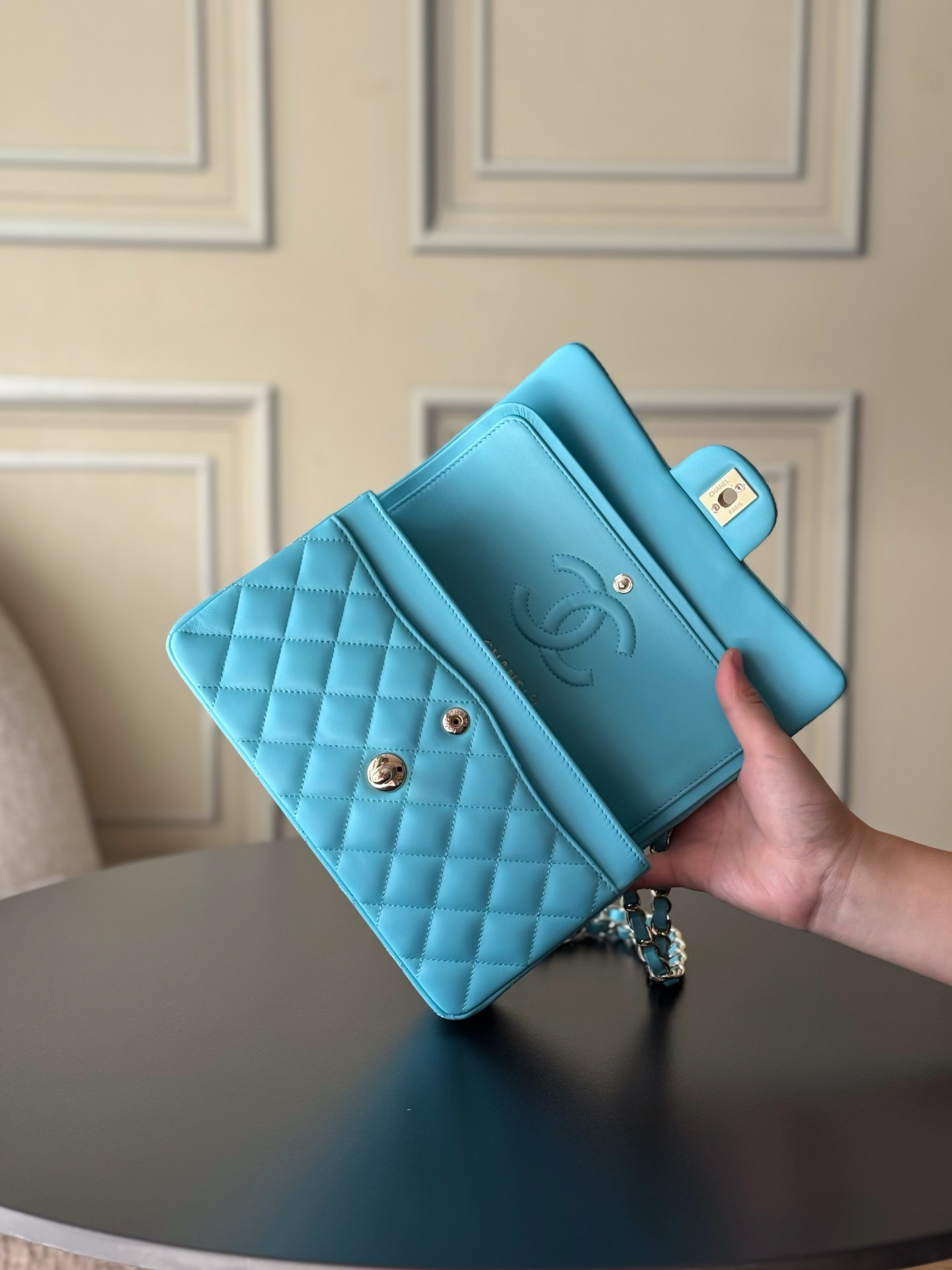 Ch**el Small Classic Bag 23x6.5x14cm
