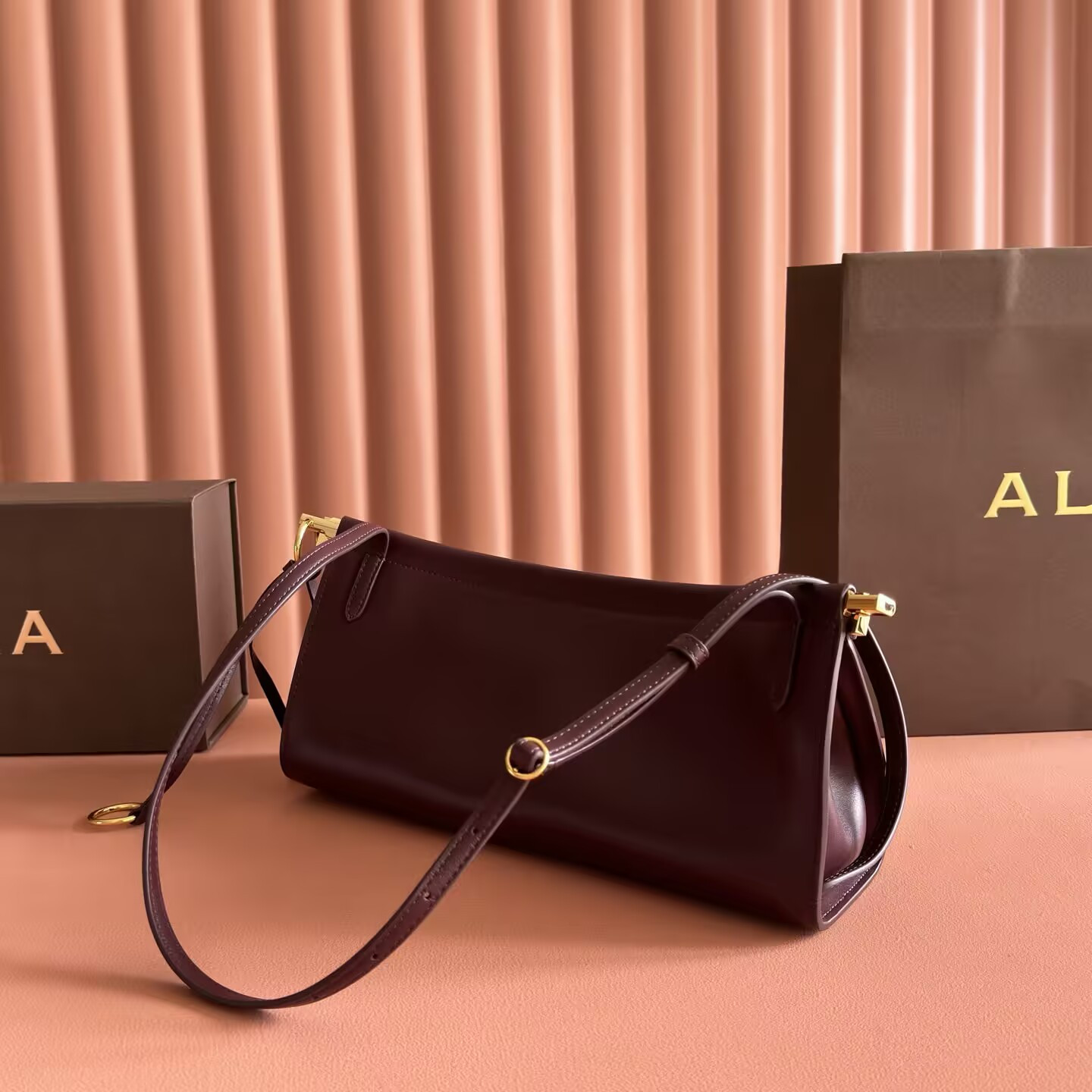 ALAÏA LE CLICK EAST WEST MEDIUM BAG 30x14x9cm