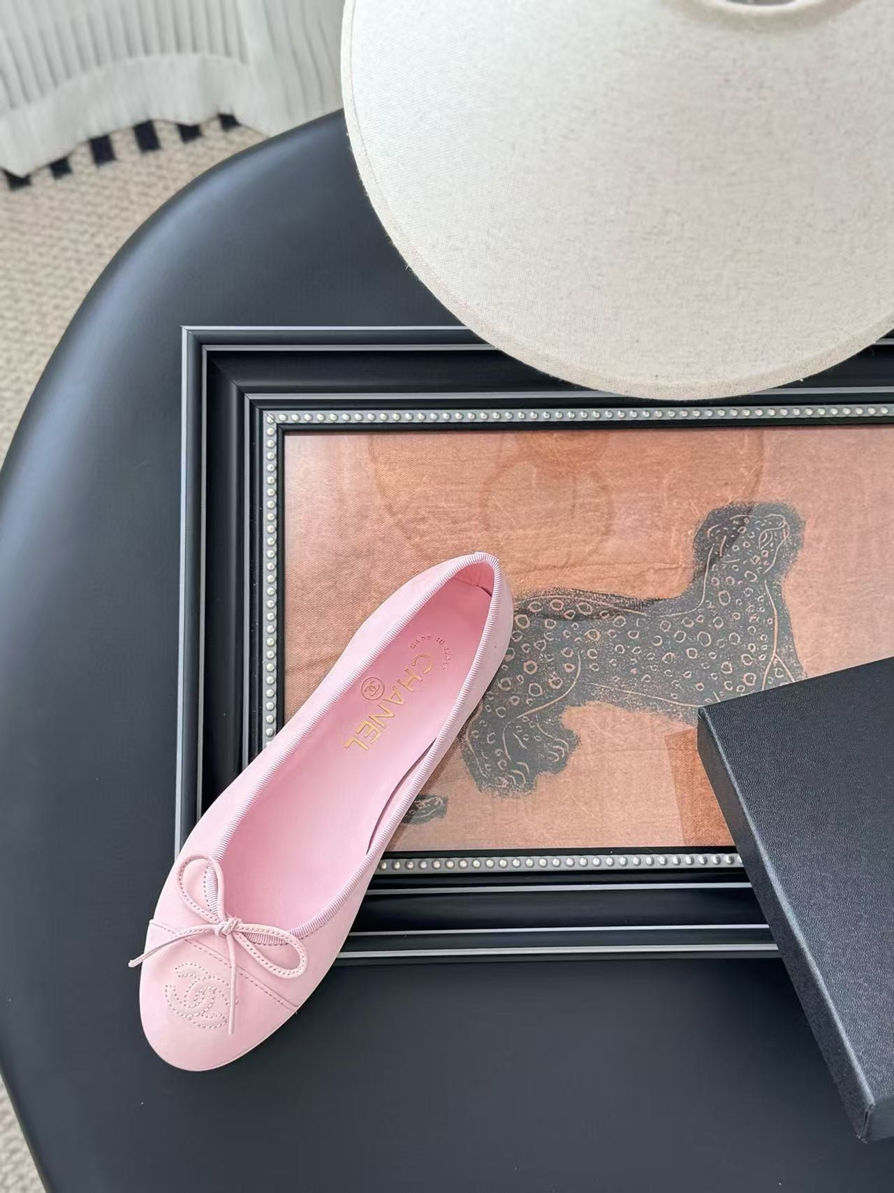 UA Ch**el BALLET FLATS