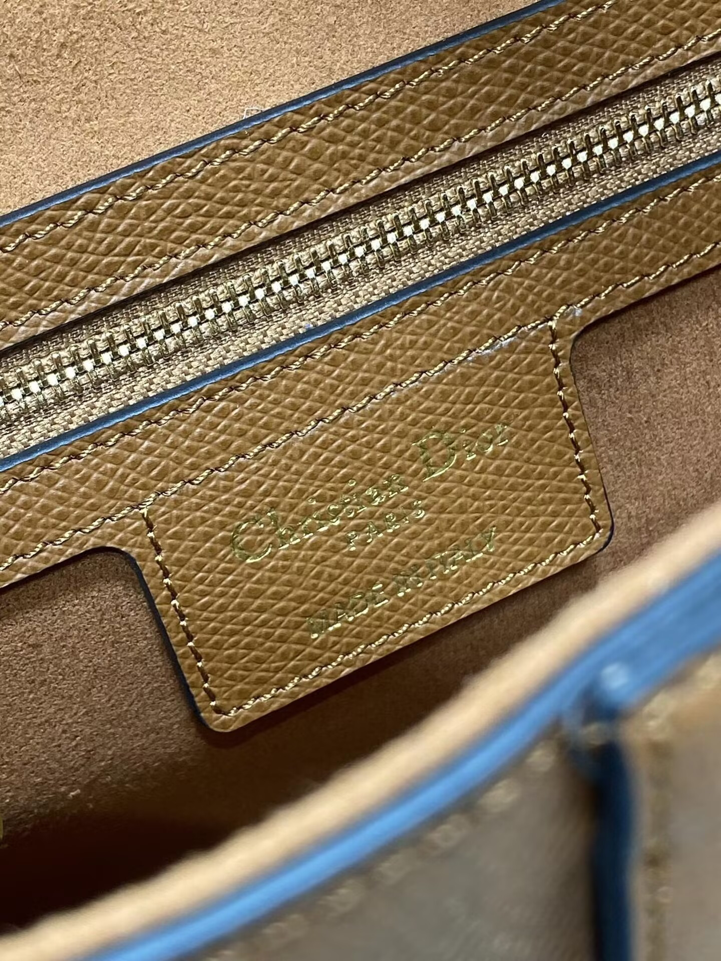 D10r Saddle Bag 24x6x18cm