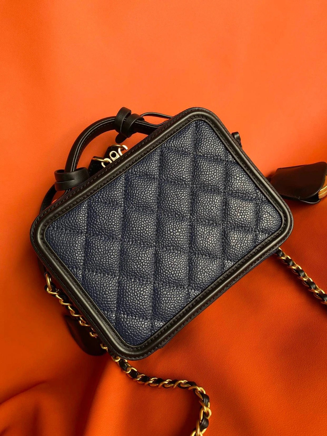 Ch**el VANITY CASE