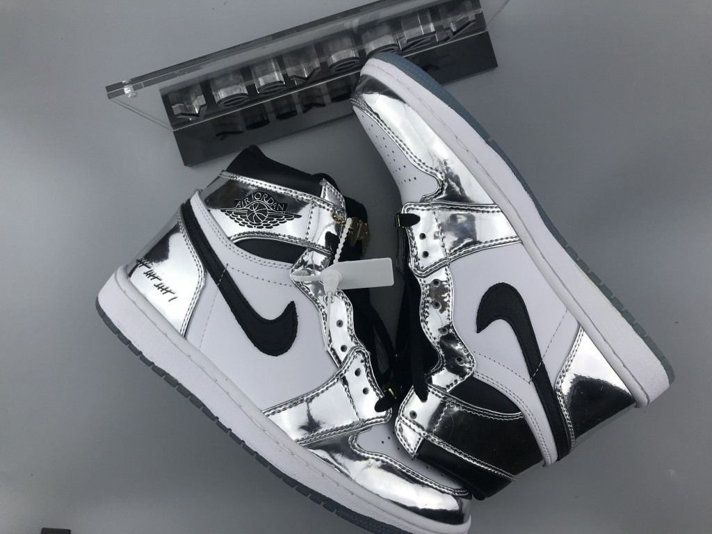 UA AIR JORDAN 1 RETRO HIGH 