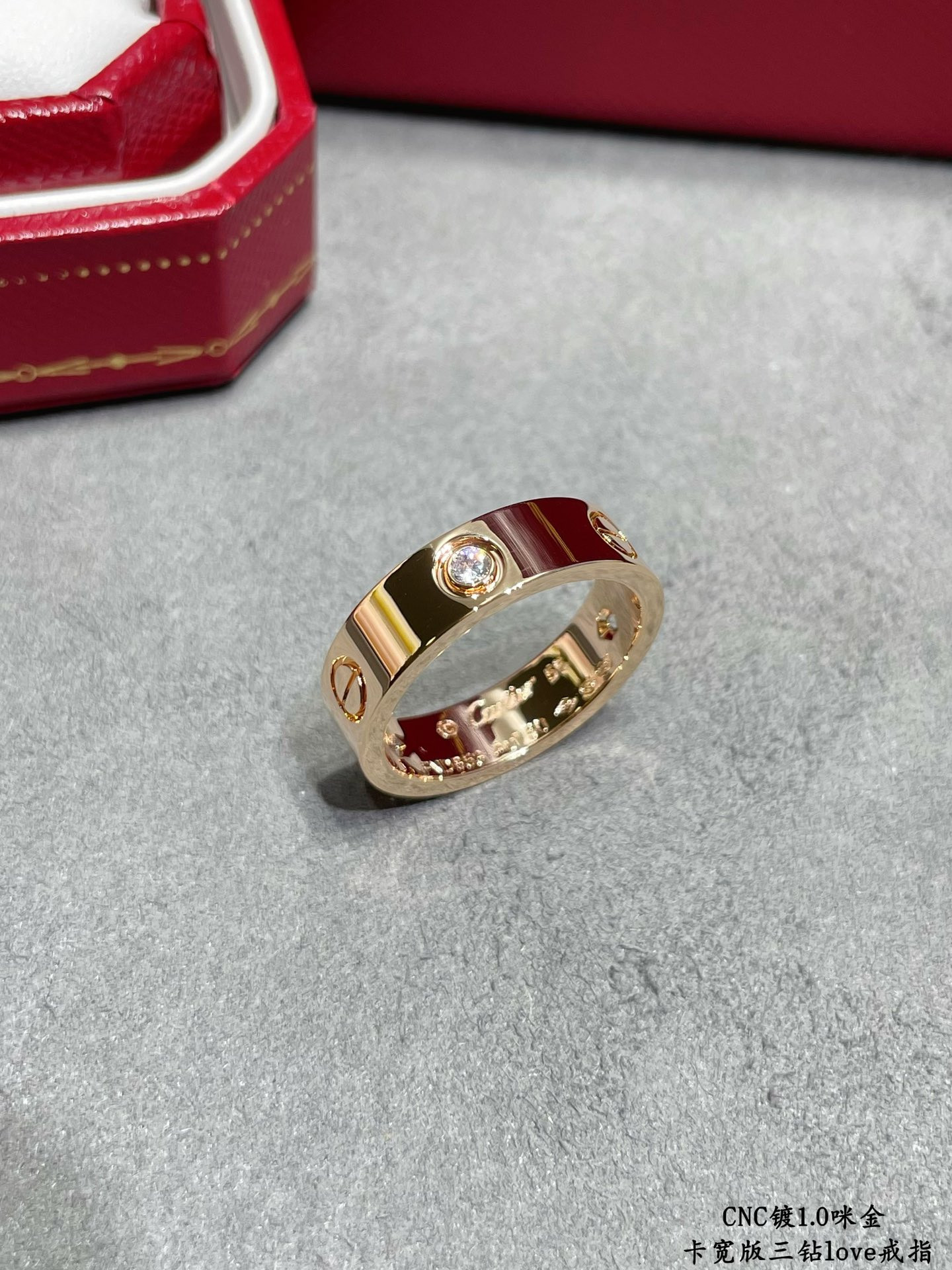 Ca*t1er Wide version three-D1am0nd LOVE Ring