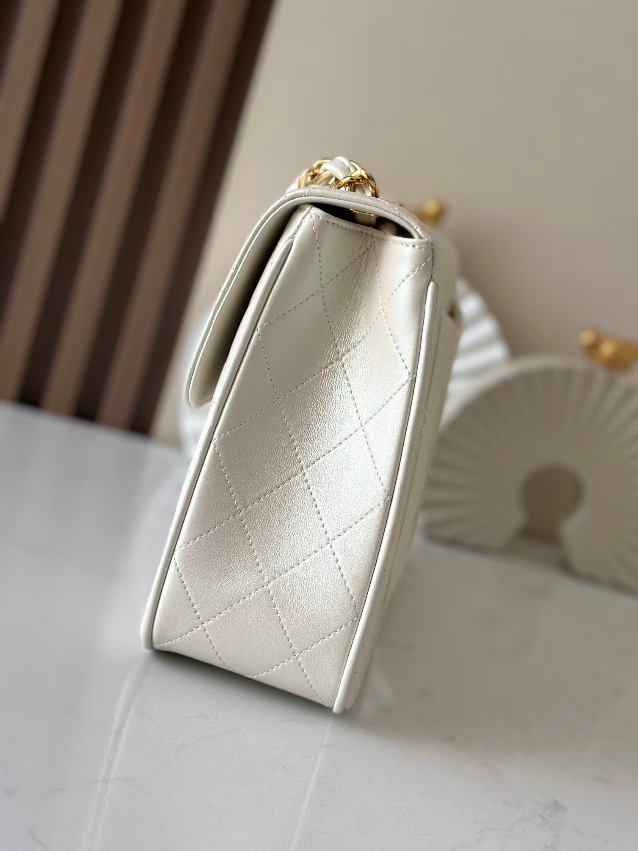 Ch**el Flap Bag 30x21x8cm