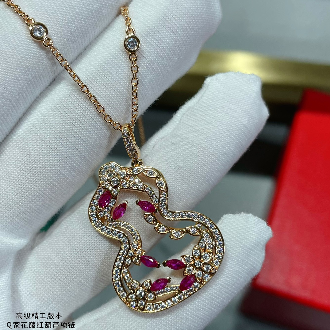 Qeelin Vine Gourd Necklace