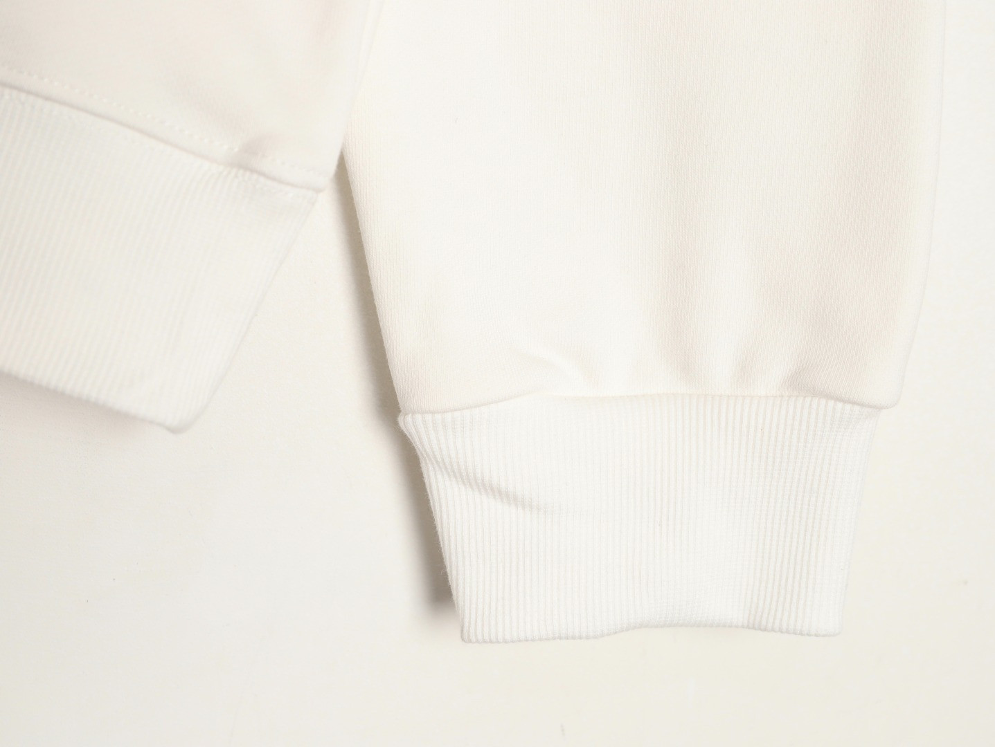 L0vis Vvtt0n LV 25FW Hoodies