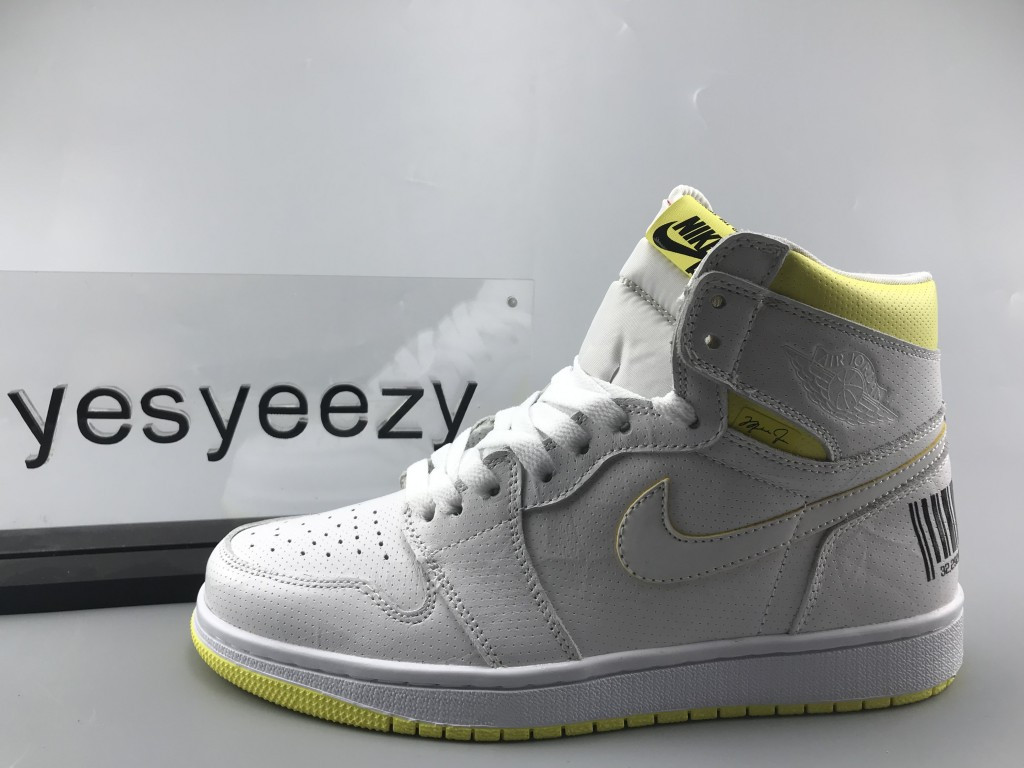 UA AIR JORDAN 1 HIGH OG â€œFIRST CLASS FLIGHTâ€