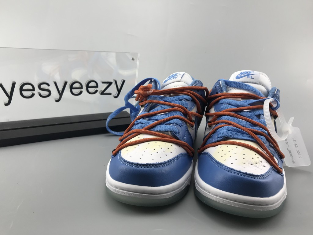 UA OFF WHITE X NIKE SB DUNK LOW "UNC"