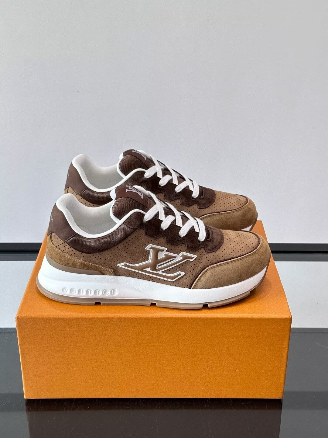 UA LV Classic Sneaker