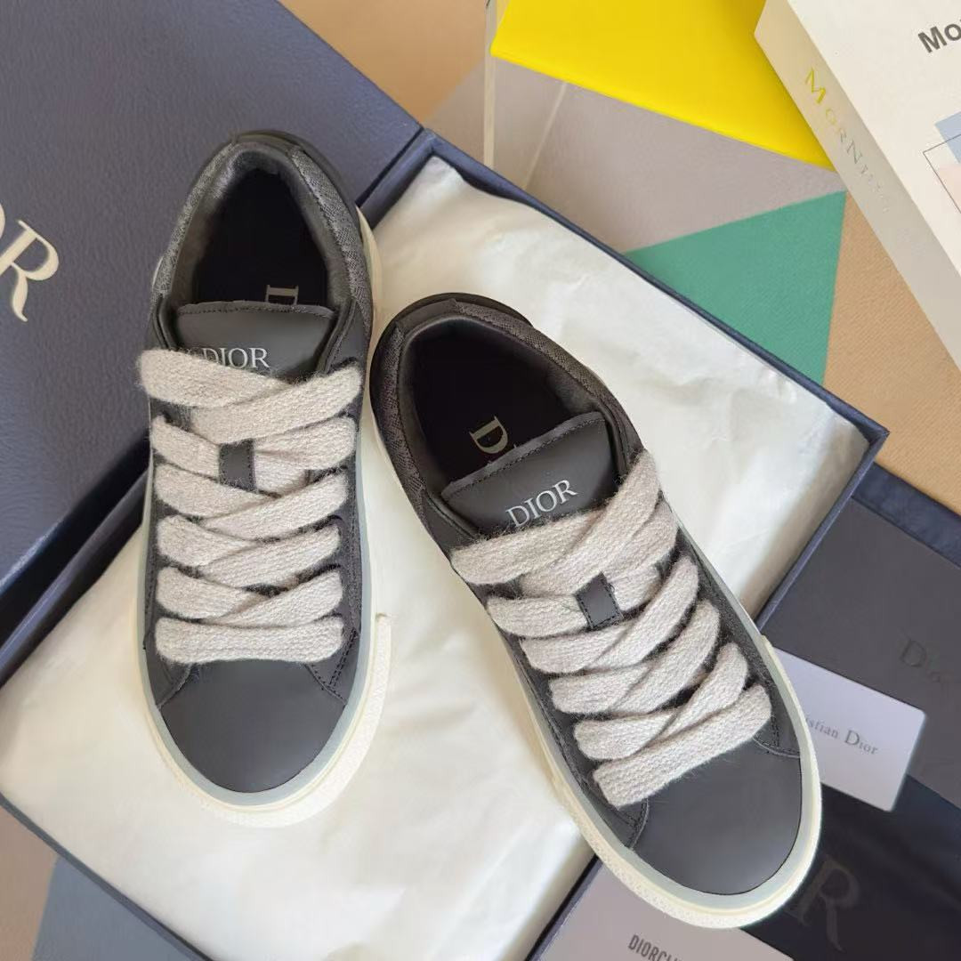 UA D10r B33 Sneaker