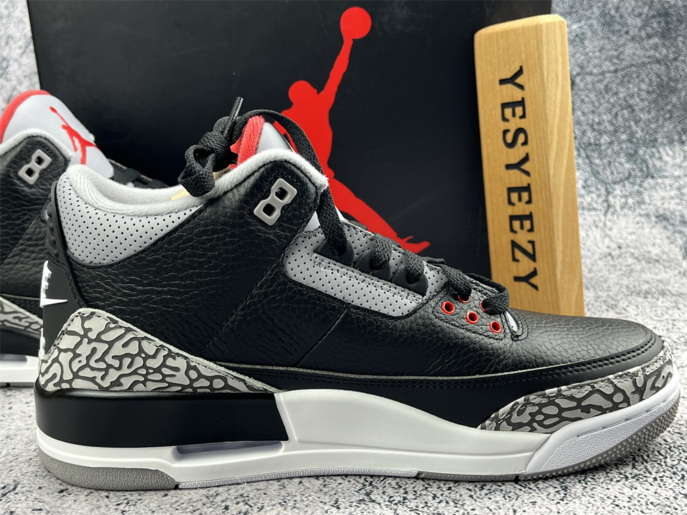 UA AIR JORDAN 3 RETRO OG 