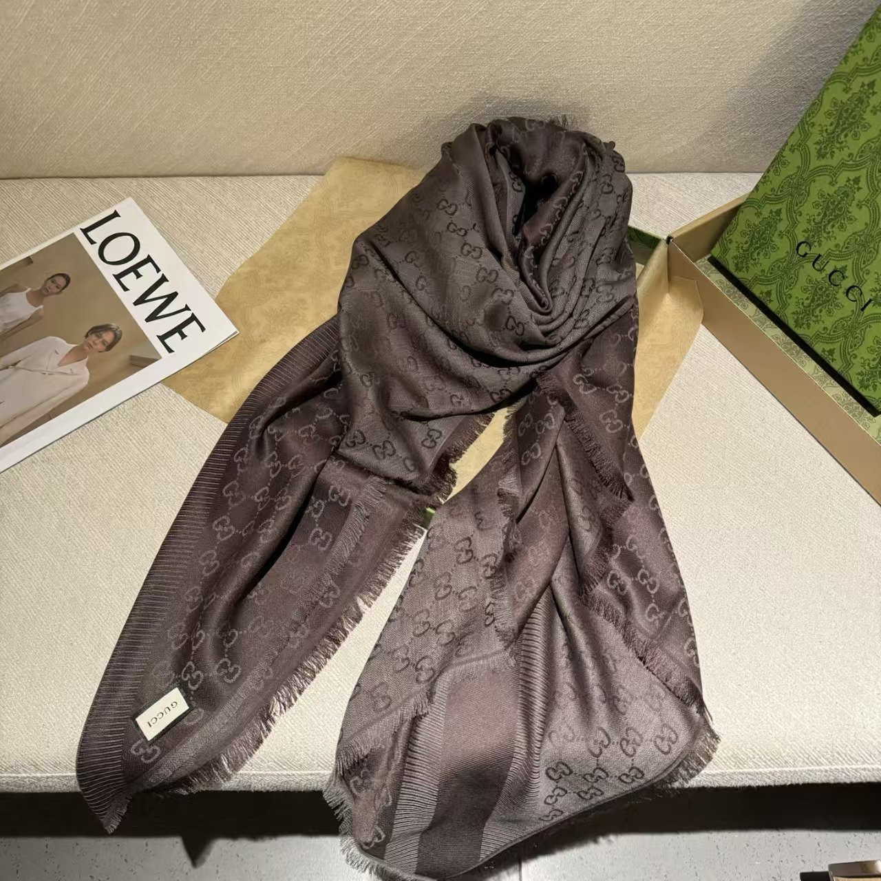 Gvc*1 scarf