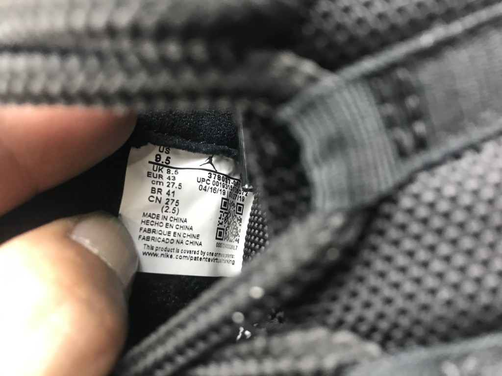 UA AIR JORDAN 11 RETRO "BRED 2019 RELEASE"
