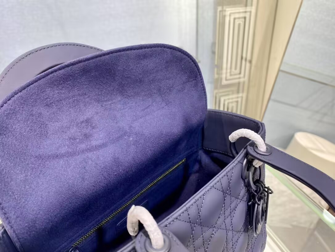 Medium Lady D10r Bag 24 x 20 x 12 cm