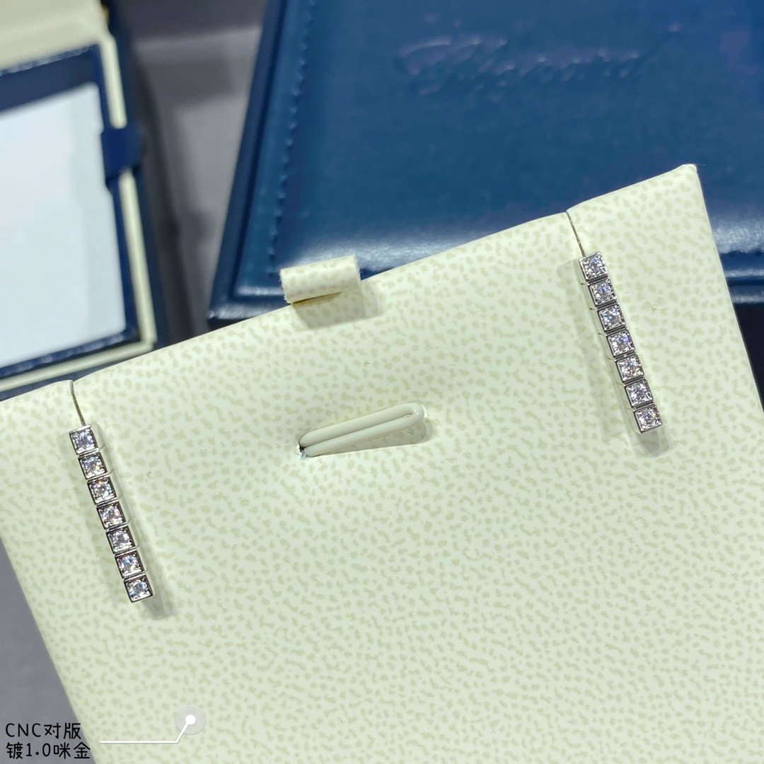 Chopard Full D1am0nd Bar Earrings