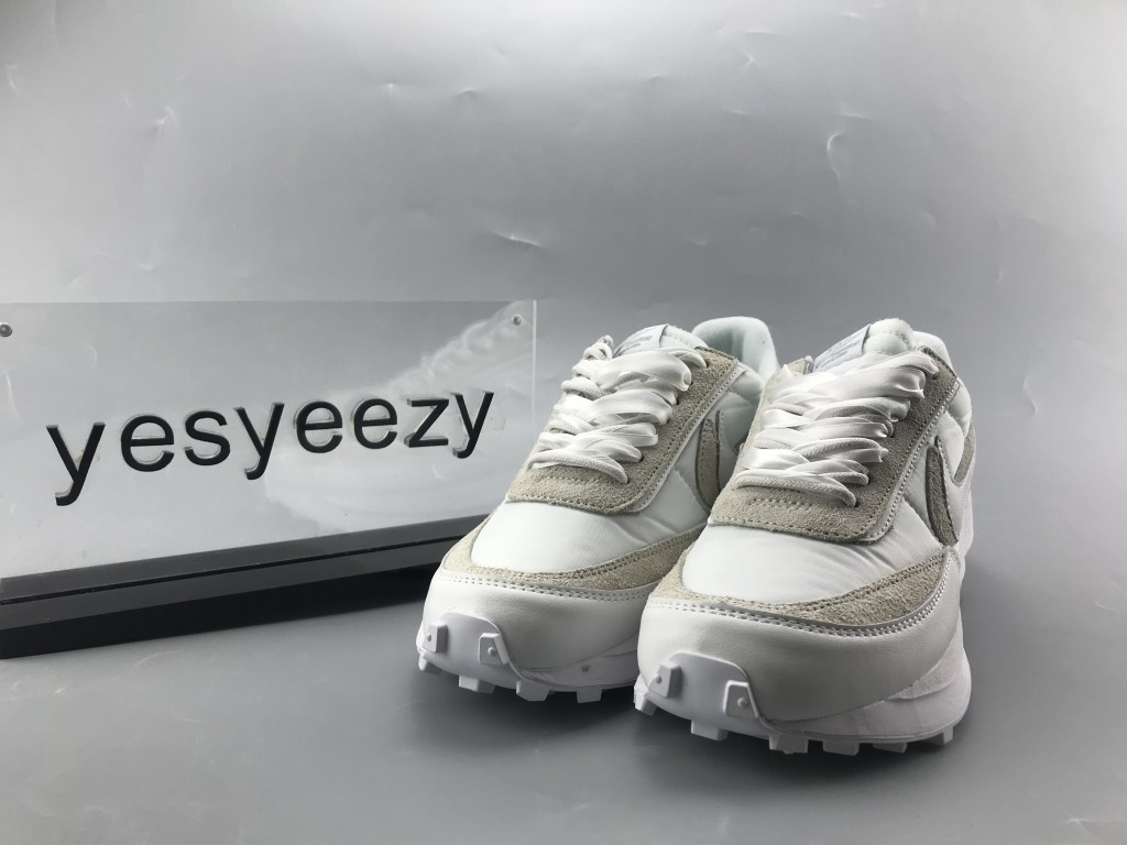 UA NIKE SACAI X LDWAFFLE "WHITE NYLON"