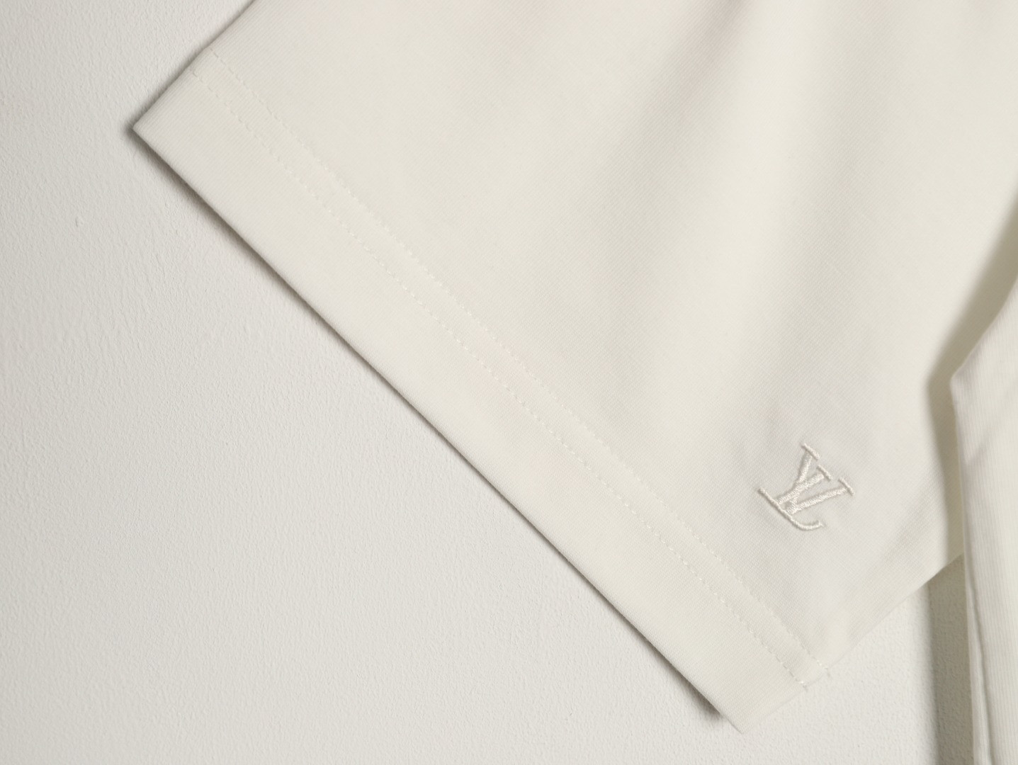L0vis Vvtt0n 26ss Short-sleeved T-shirt