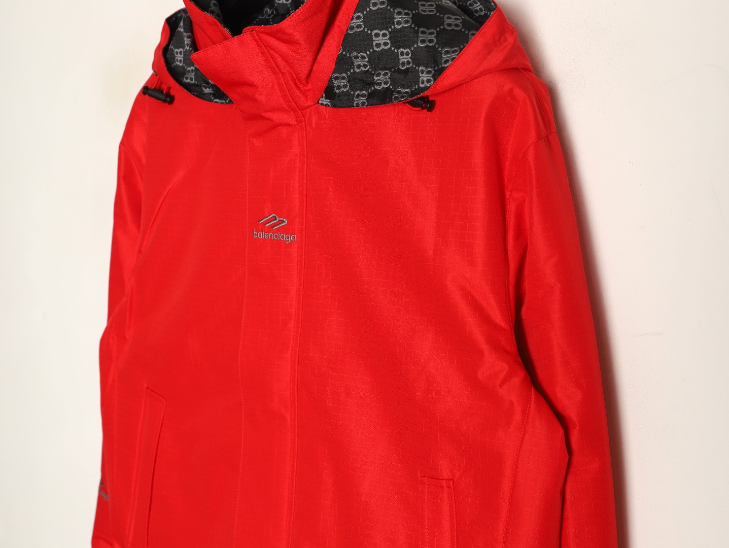 Ba1en*iaga Windproof Jacket