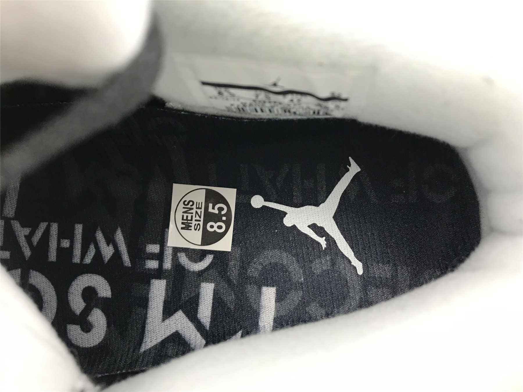 UA AIR JORDAN 4 RETRO "FEAR PACK"