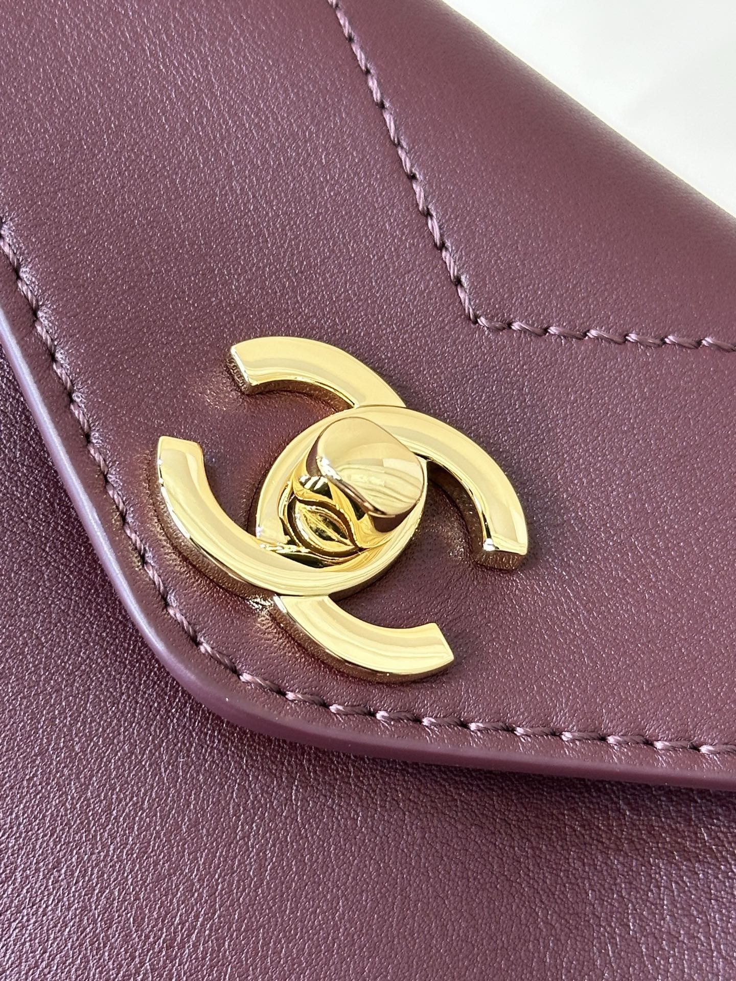 Ch**el Envelope Flap Bag AS6223 19.5x16x8cm
