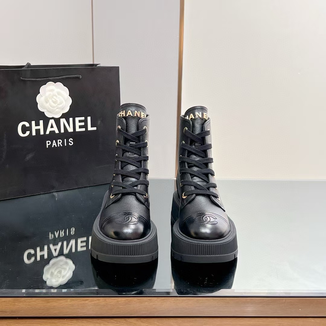 UA Ch**el Boots