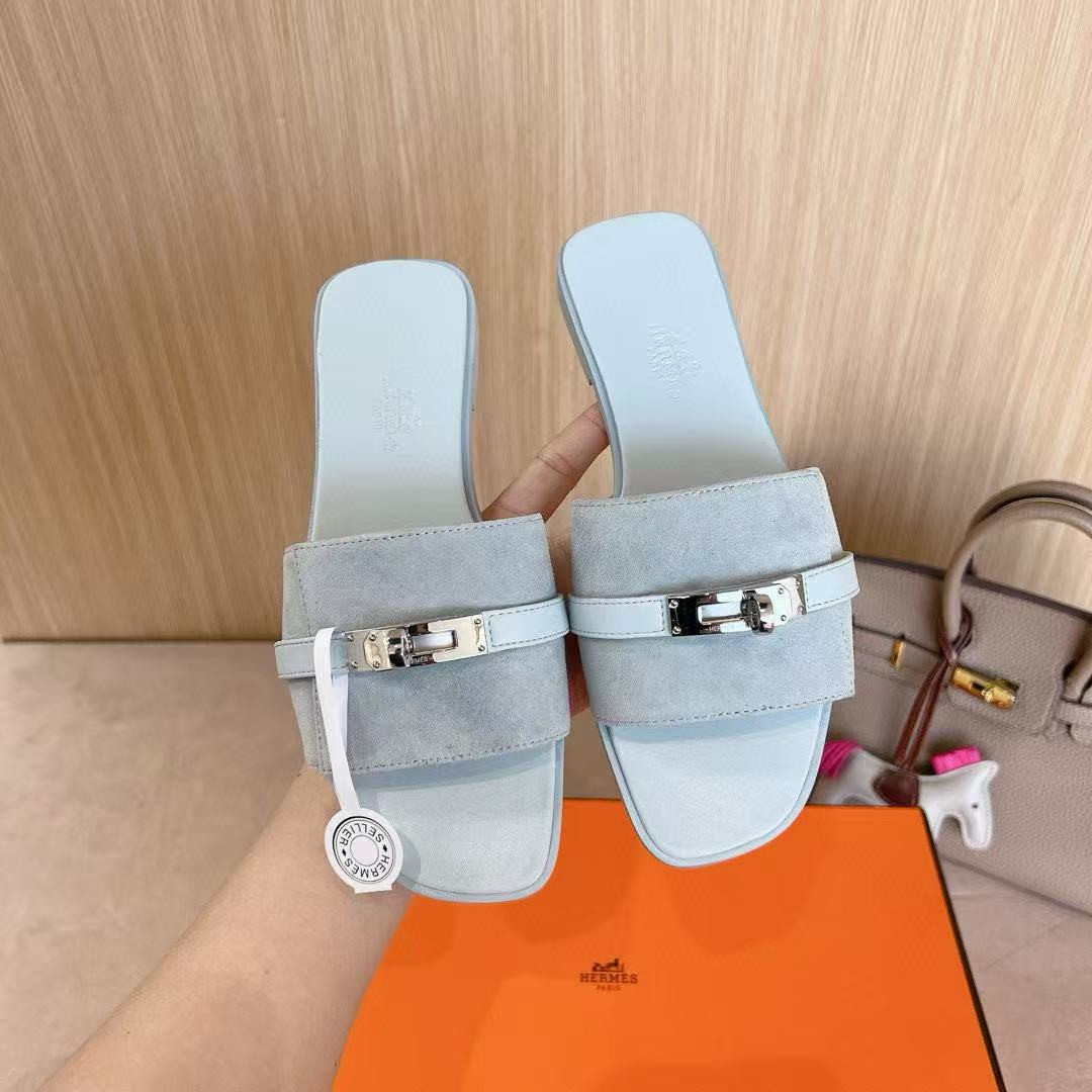 UA H**me5 Giulia sandal