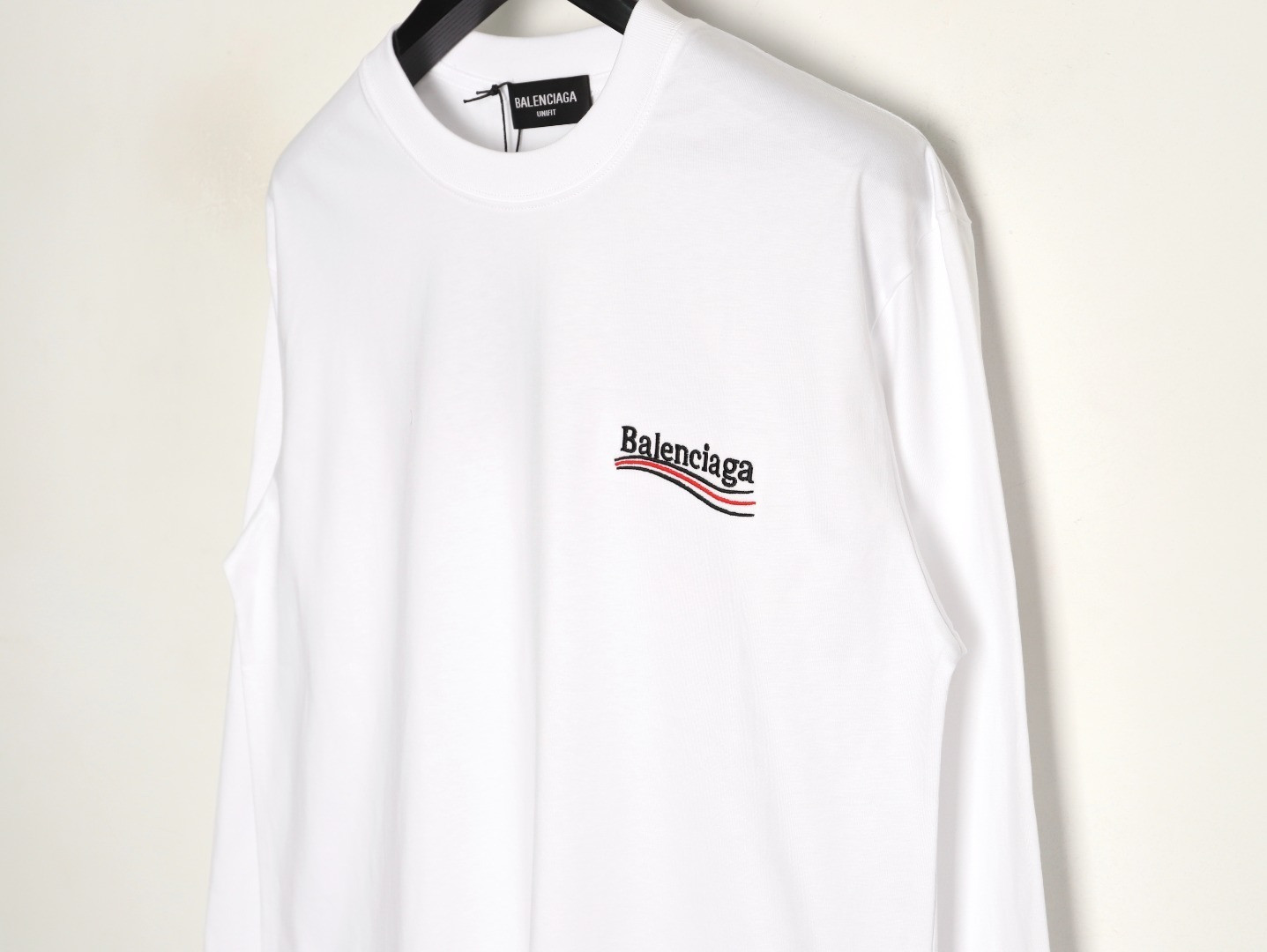 Ba1en*iaga Long-sleeved T-shirt