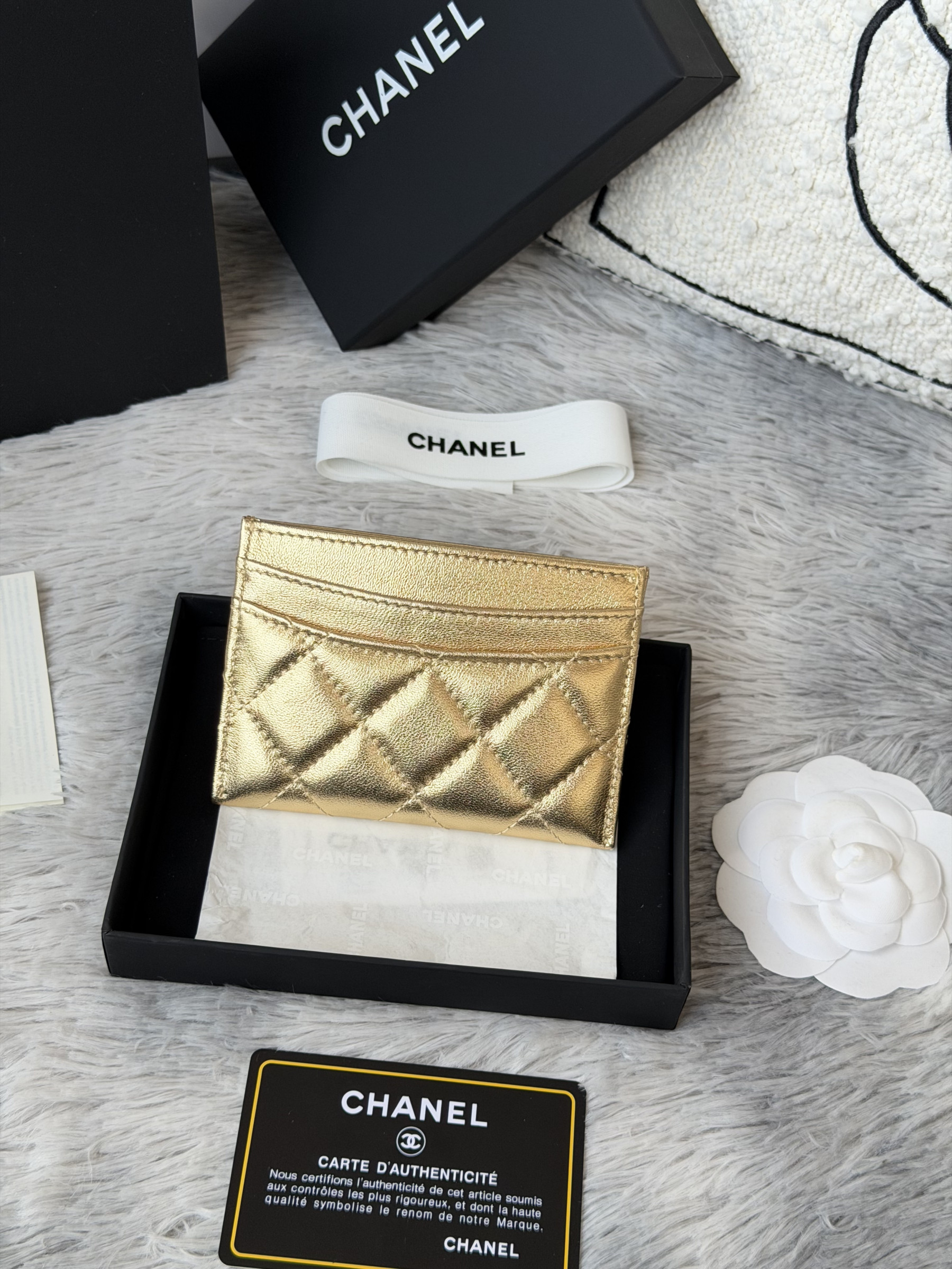 Ch**el CARD HOLDER A31510 11x7.5x1cm