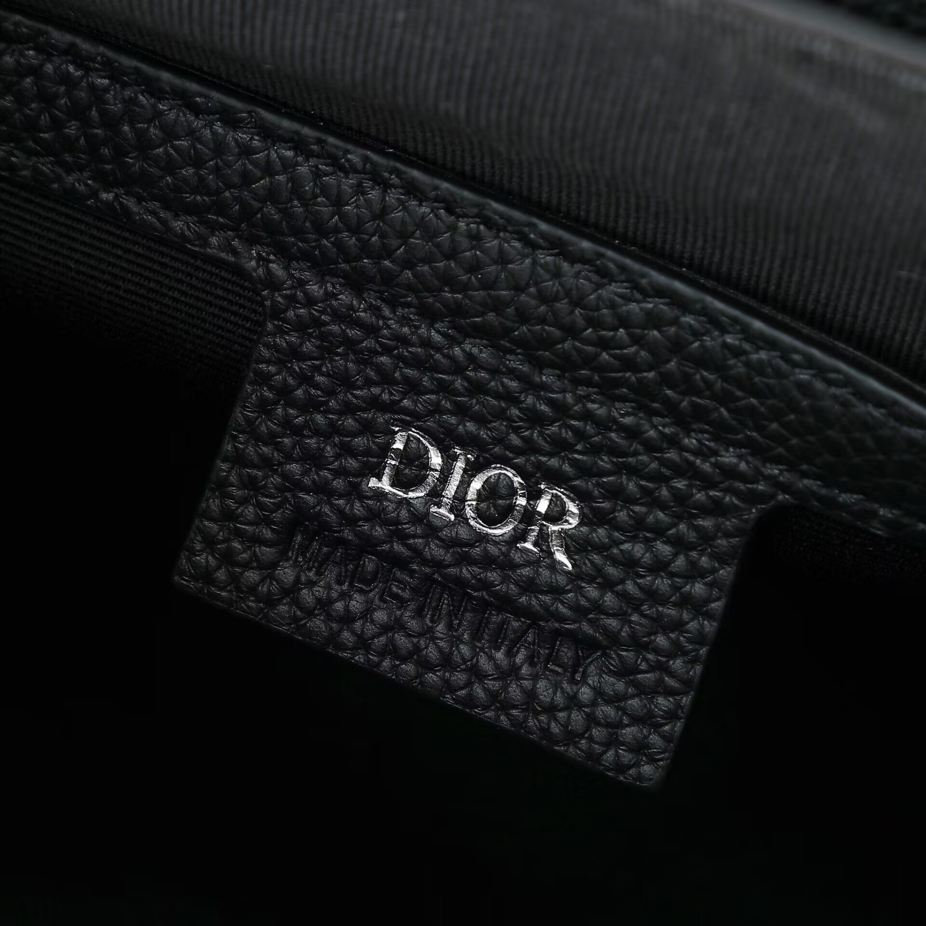 D10r Small Saddle Messenger Bag With Flap 23x18x6cm