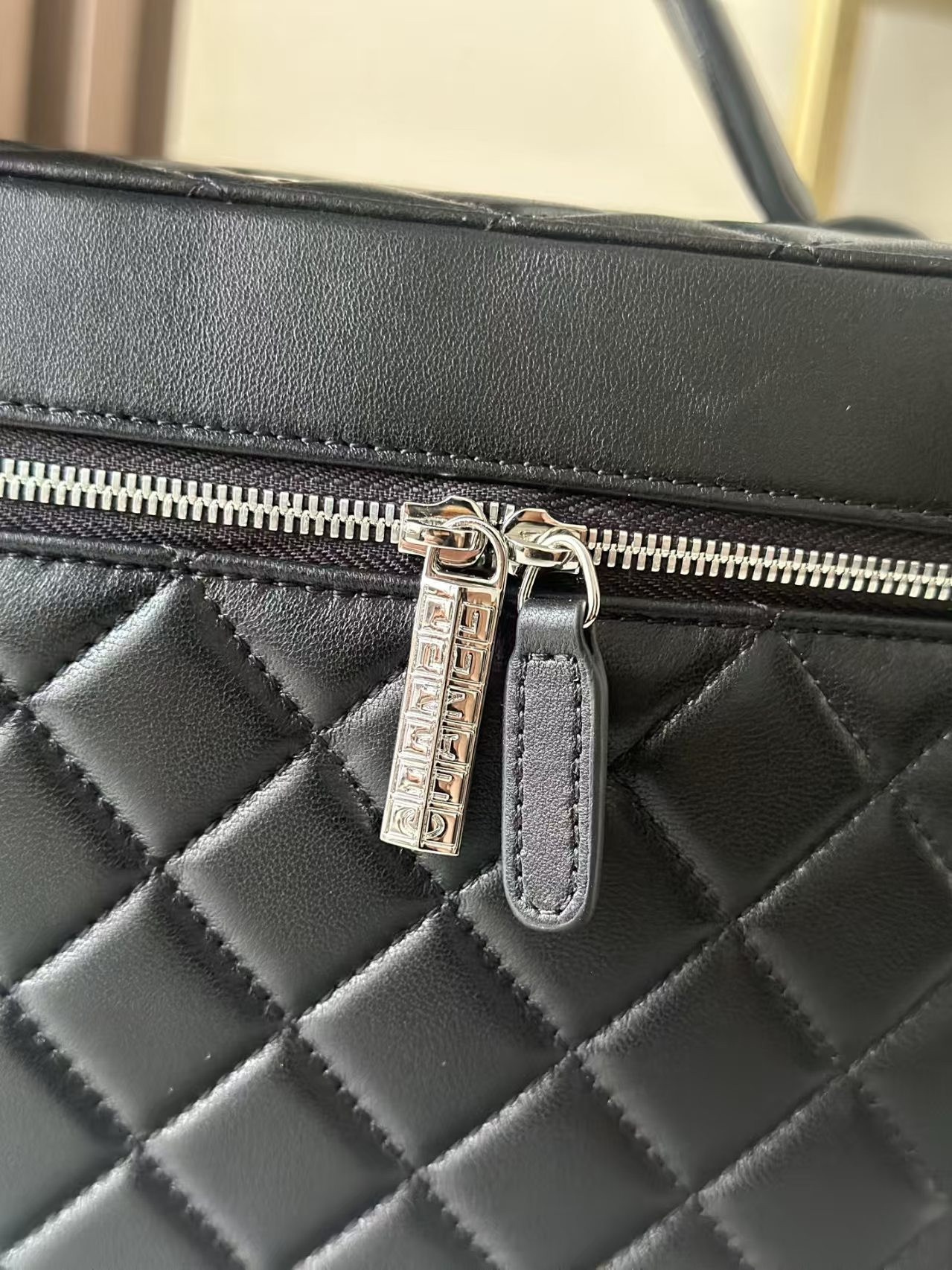 Ch**el Quilted Vanity Case Bags 25x16x18cm