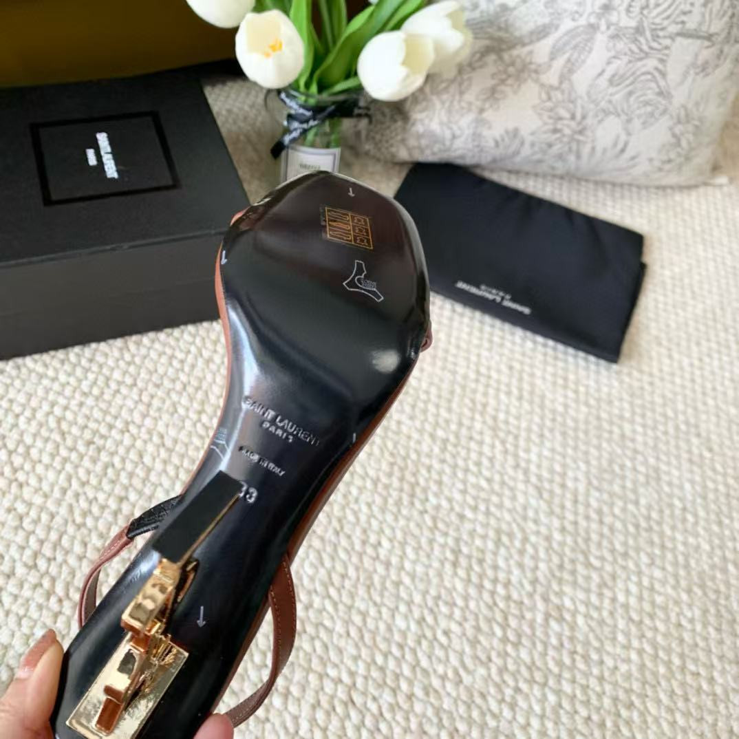 UA Y51 opyum sandals