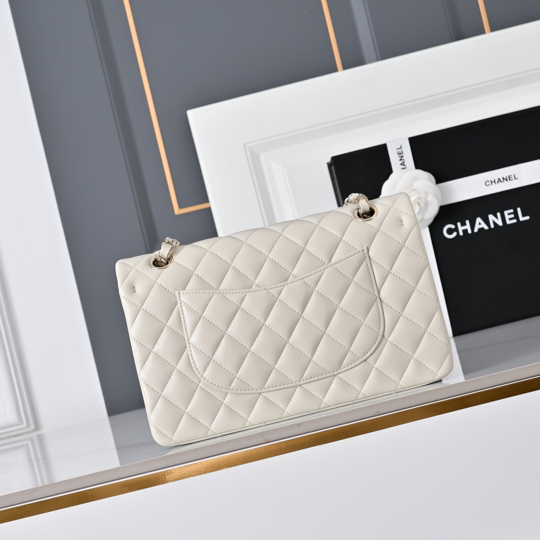 Ch**el Classic Flap Cream Light Gold Hardware a01112 15x25.5x6cm