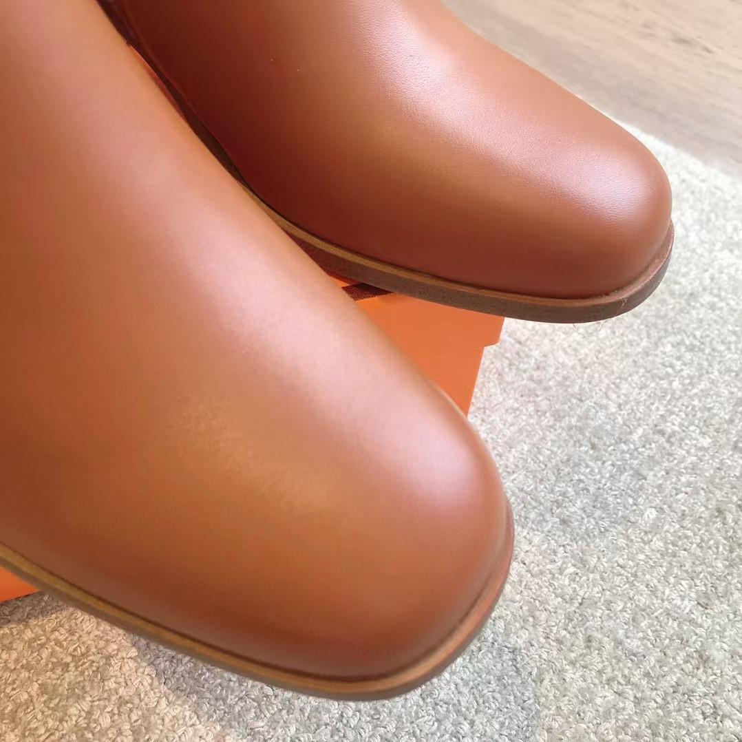 UA H**me5 Jill 60 ankle boots