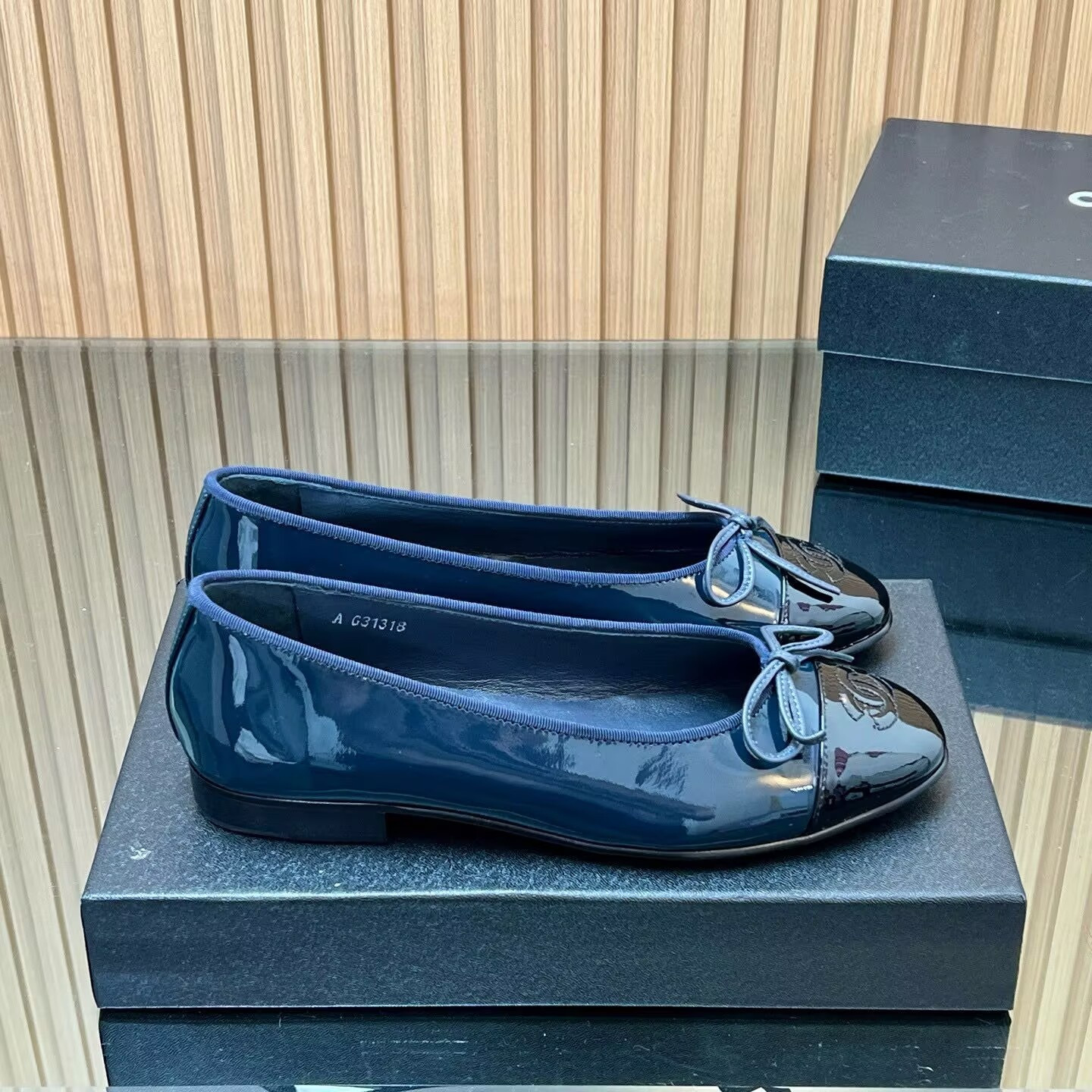 UA Ch**el Ballet flats