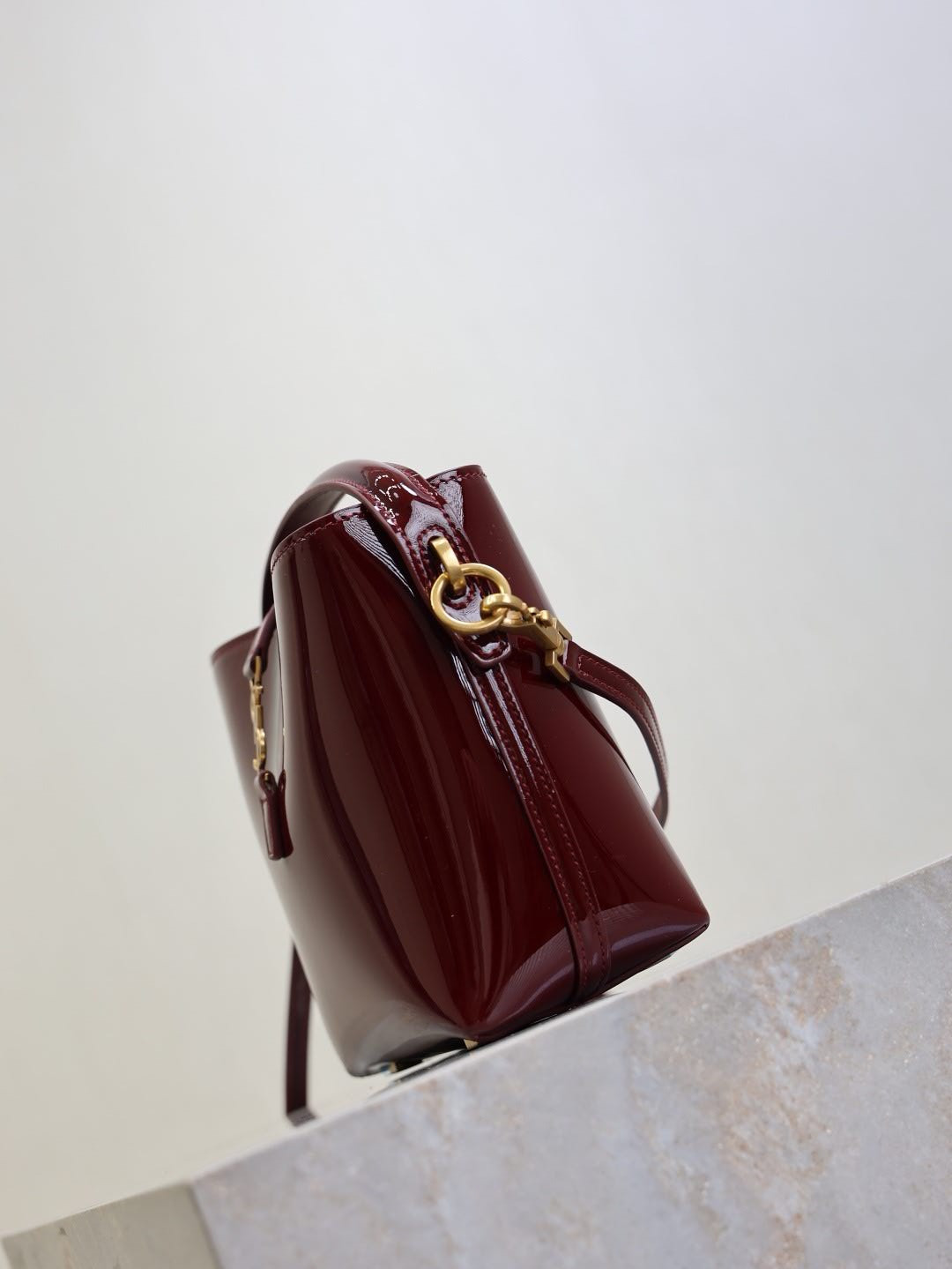 Y51 LE 37 Mini in Patent Leather 15x13x6cm