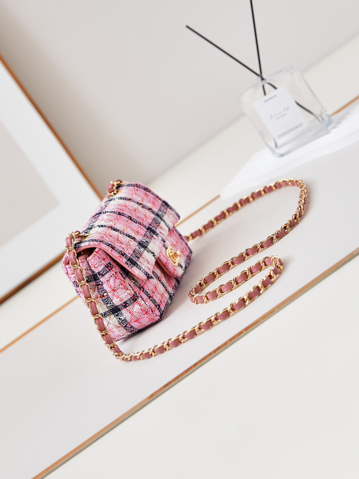 Ch**el MINI CLASSIC HANDBAG 12 × 20 × 6 cm