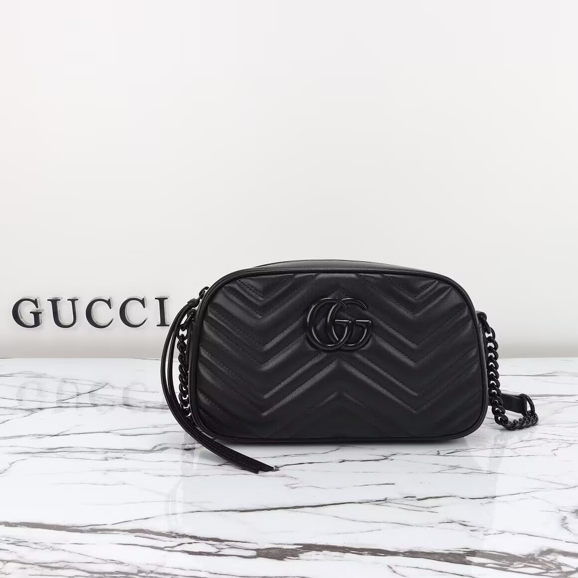 Gvc*1 GG Marmont small shoulder bag 24x12x7cm